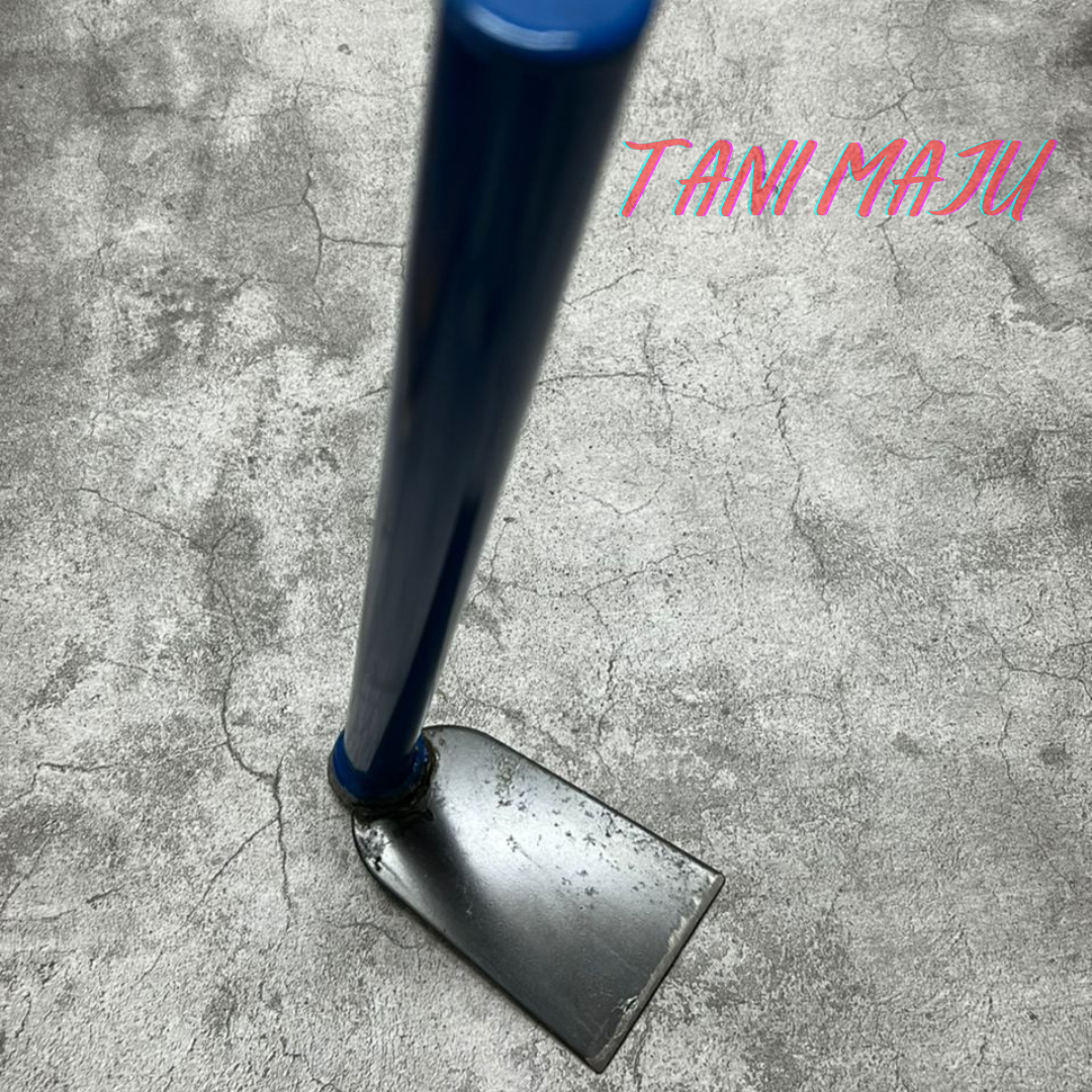 Cangkul Besi / Heavy Duty Metal Hoe With Handle