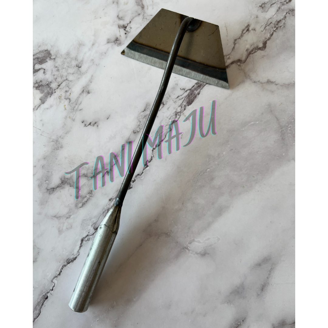 Cangkul Besi 35cm (Model 027.2)