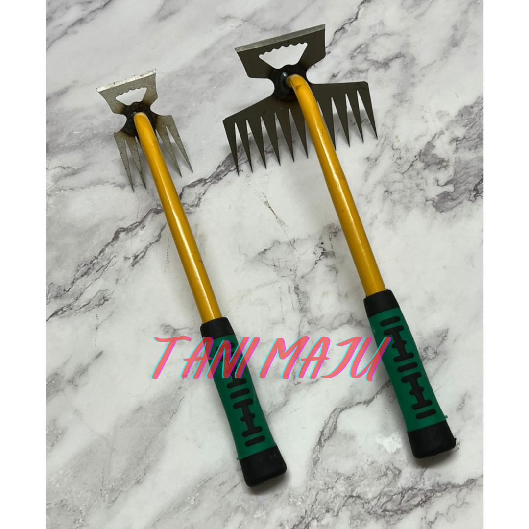 Cangkul Rumput Dan Cangkul Tanah (Rubber Handle) / HOE
