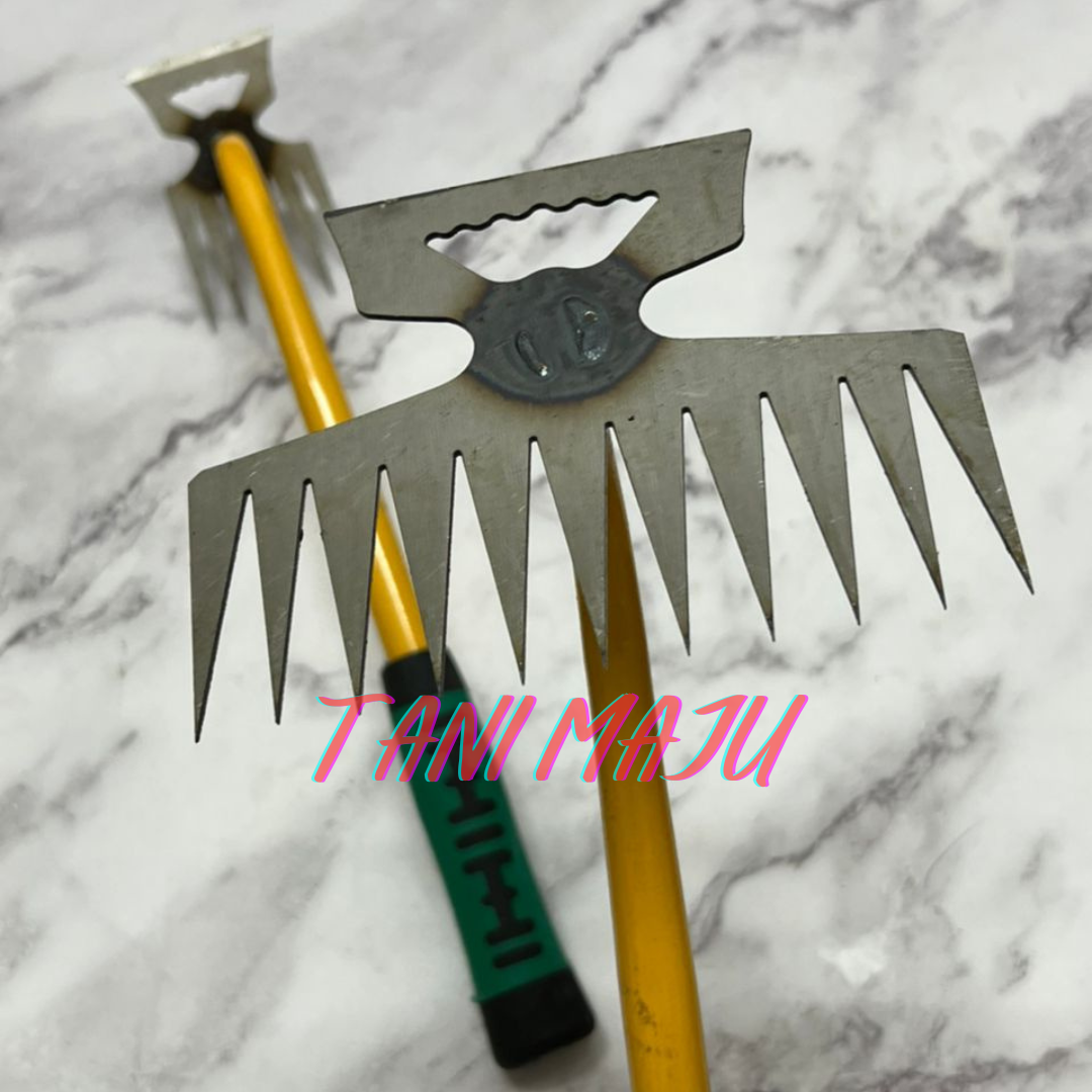 Cangkul Rumput Dan Cangkul Tanah (Rubber Handle) / HOE