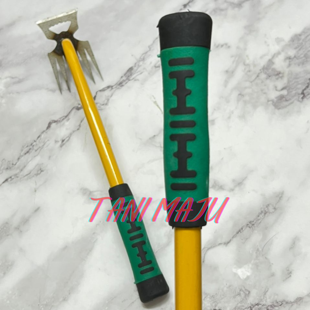 Cangkul Rumput Dan Cangkul Tanah (Rubber Handle) / HOE